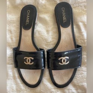 Chanel Black Logo Patent Leather Sandals (Size 42)(Preowned)